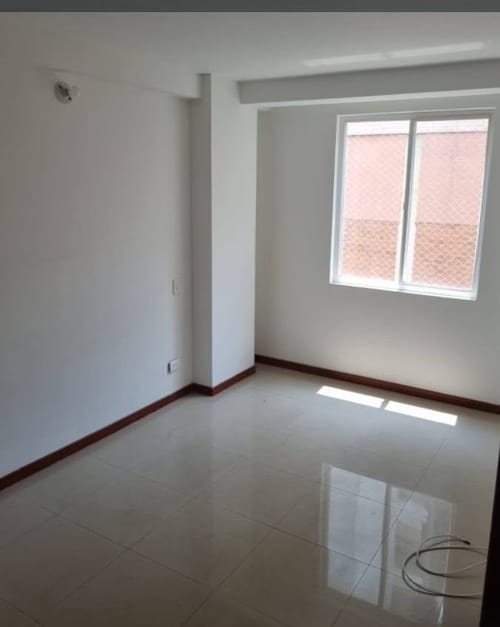 Apartamento de 2 alcobas en venta en Santa Isabel, Cali, 68 m² · foto 5 de 9