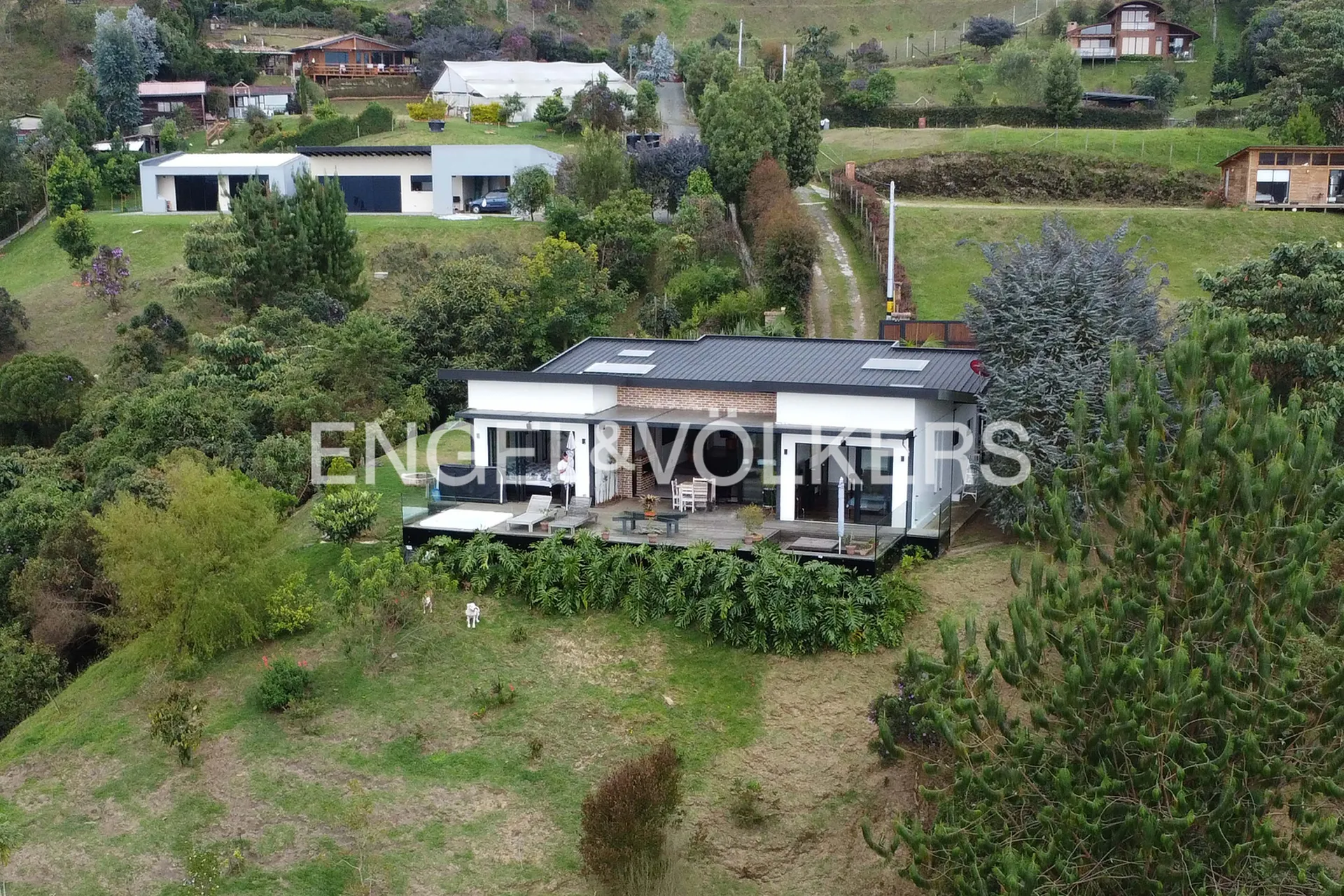 2BR House in Loma de las brujas (230 m²)
