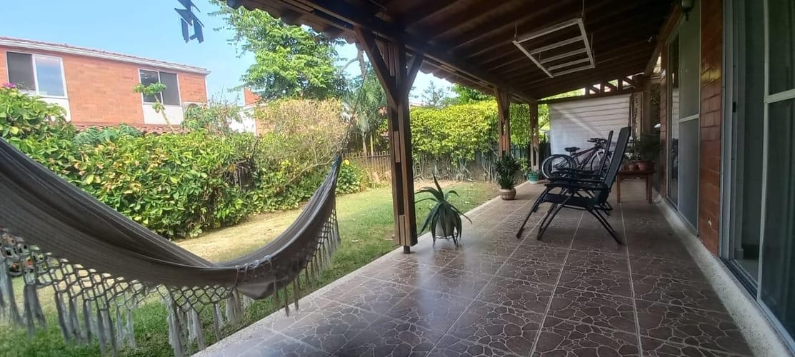 Casa de 4 alcobas en venta en Alfaguara, Jamundí, 171 m² · foto 2 de 9