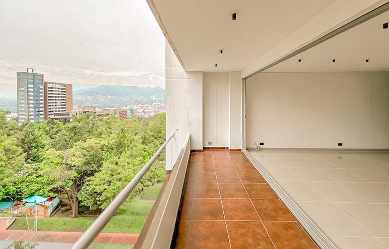 Apartamento de 4 alcobas en venta en Castropol, Medellín, 116 m² · foto 13 de 24