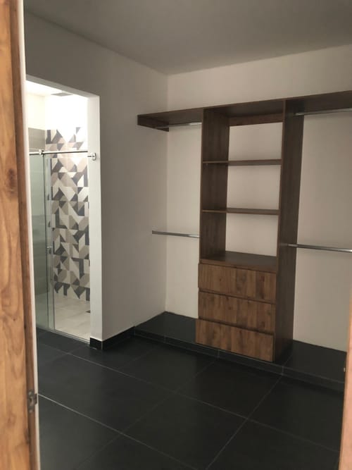 Casa de 5 alcobas en venta en Las Mercedes, Medellín, 350 m² · foto 10 de 24