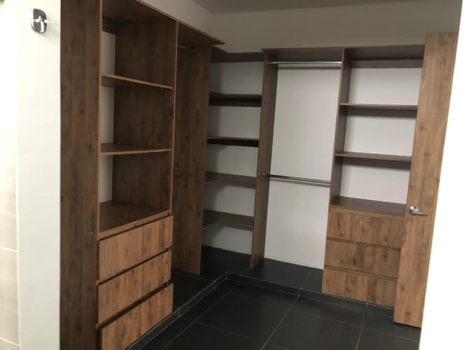 Casa de 5 alcobas en venta en Las Mercedes, Medellín, 350 m² · foto 13 de 24
