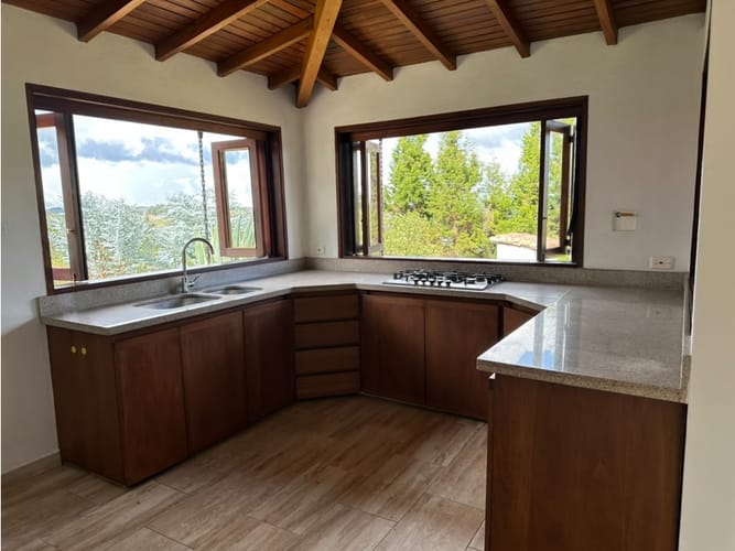 Finca en venta en La Clara, Guarne, 176 m² · foto 10 de 13