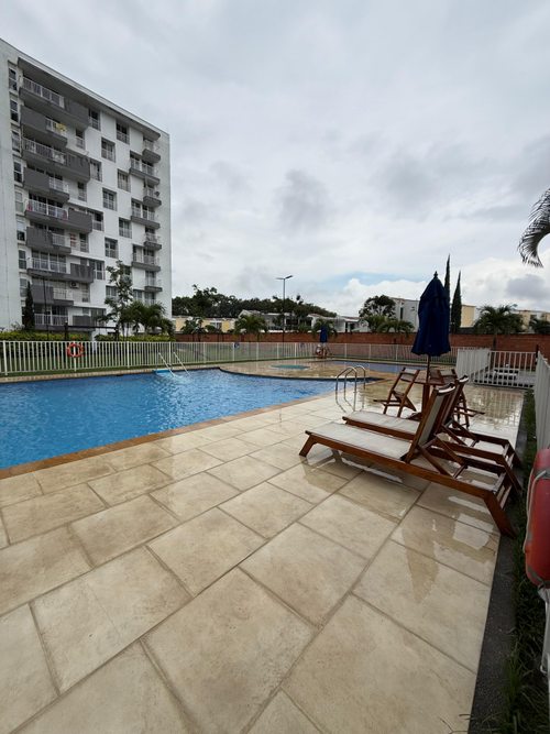 Apartamento de 2 alcobas en venta en Las Mercedes, Jamundí, 79 m² · foto 2 de 23