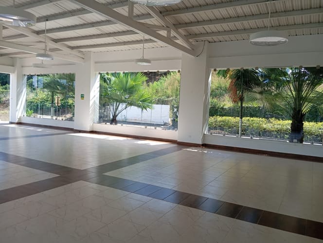 Casa de 5 alcobas en venta en Porerito, Jamundí, 1632 m² · foto 3 de 24