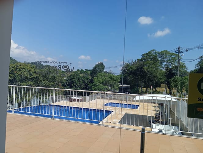 Casa de 5 alcobas en venta en Porerito, Jamundí, 1632 m² · foto 4 de 24