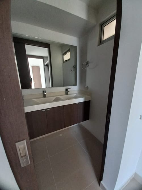 Apartamento de 3 alcobas en venta en Valle Del Lili, Cali, 98 m² · foto 8 de 19