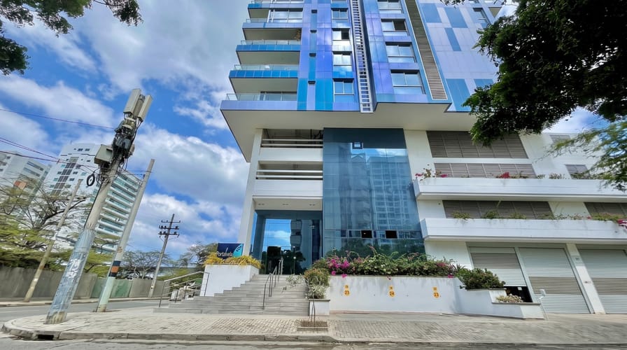 Apartamento de 3 alcobas en venta en Salguero, Santa Marta, 143 m² · foto 3 de 24