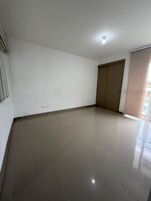 Apartamento de 2 alcobas en venta en Las Mercedes, Jamundí, 79 m² · foto 9 de 23