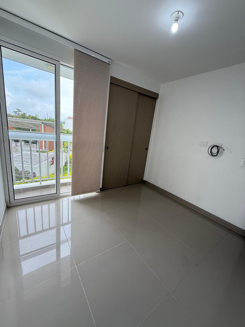 Apartamento de 2 alcobas en venta en Las Mercedes, Jamundí, 79 m² · foto 11 de 23