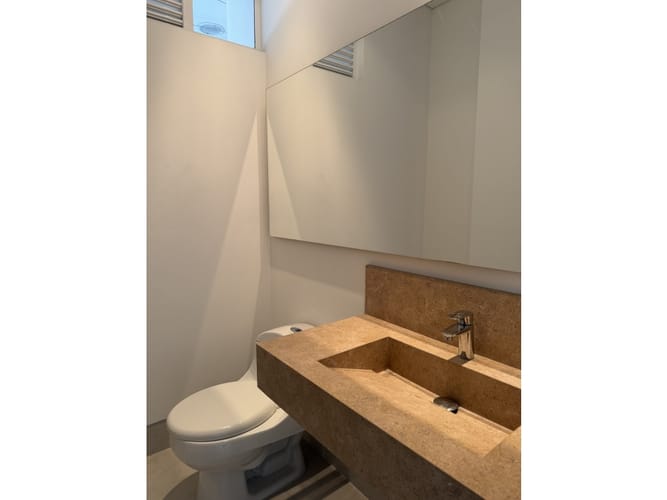 Apartamento de 3 alcobas en venta en Bellavista, Cali, 193 m² · foto 15 de 24