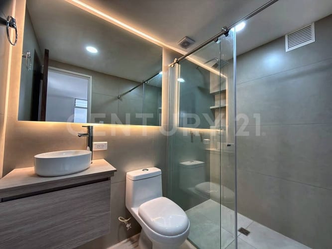 Oficina en arriendo en Laureles, Medellín, 127 m² · foto 14 de 15