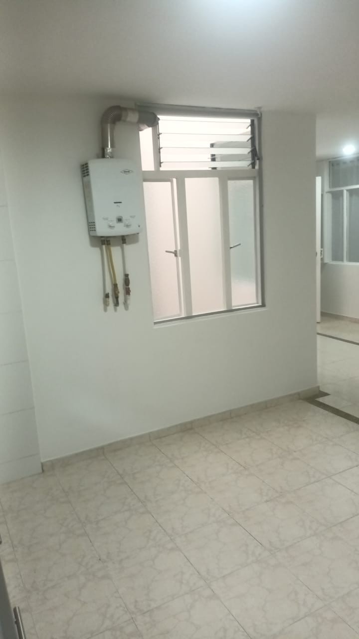 Apartamento en arriendo en Quesada, Bogotá · foto 5 de 14