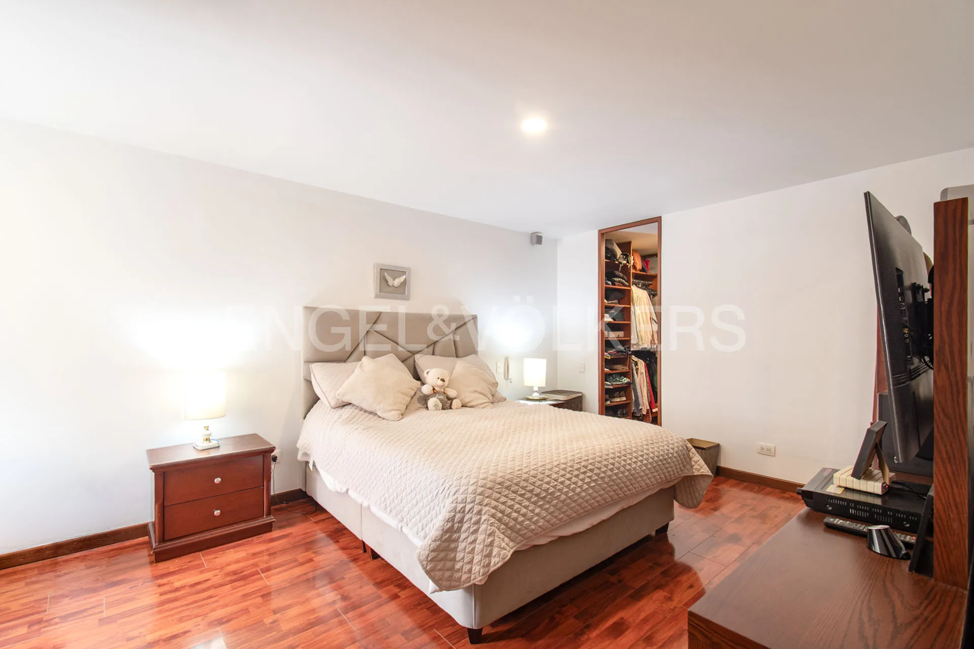 Apartamento en venta en Lagos De Cordoba, Bogotá · foto 12 de 21