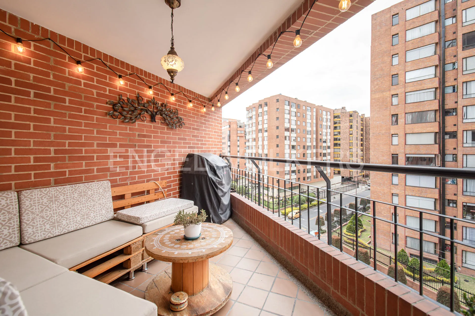 Apartamento en venta en Lagos De Cordoba, Bogotá · foto 4 de 21