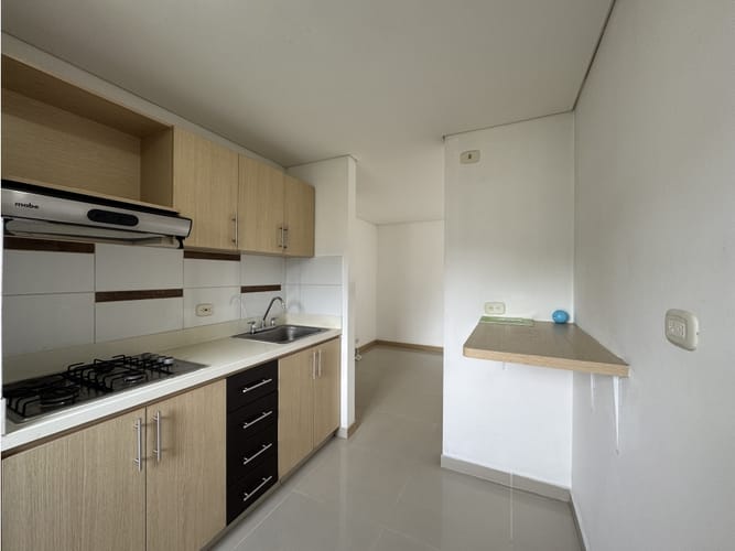 Apartamento de 3 alcobas en arriendo en Ditaires, La Estrella, 80 m² · foto 3 de 20