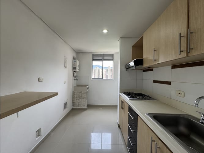 Apartamento de 3 alcobas en arriendo en Ditaires, La Estrella, 80 m² · foto 4 de 20