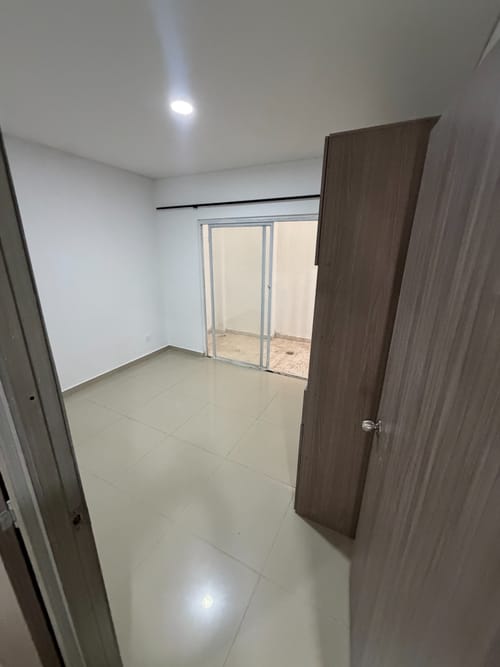 Apartamento de 3 alcobas en arriendo en La Selva, Cali, 40 m² · foto 11 de 23