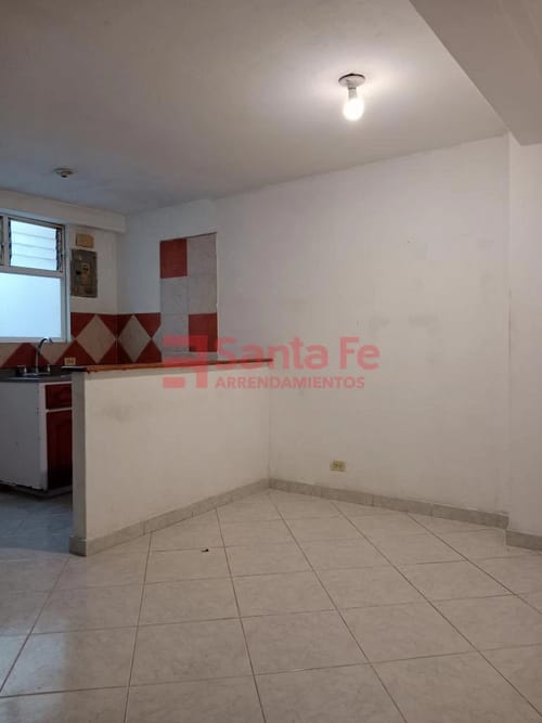 Apartamento de 2 alcobas en arriendo en El Diamante, Medellín, 52 m² · foto 3 de 10