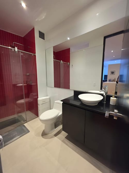 Apartamento de 1 alcoba en arriendo en Chicó Navarra, Bogotá, 43 m² · foto 8 de 16