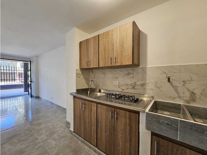 Local en venta en Simon Bolivar, Medellín, 33 m² · foto 8 de 19