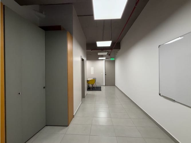 Oficina en arriendo en Las Palmas, Medellín, 37 m² · foto 2 de 6