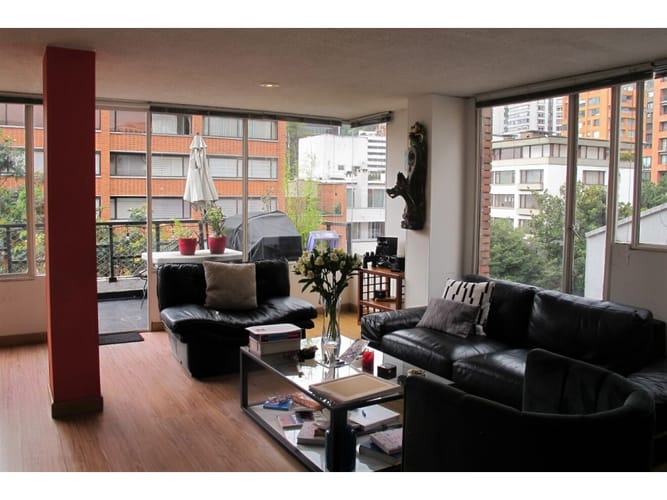 Apartamento de 2 alcobas en arriendo en El Nogal, Bogotá, 100 m² · foto 3 de 20