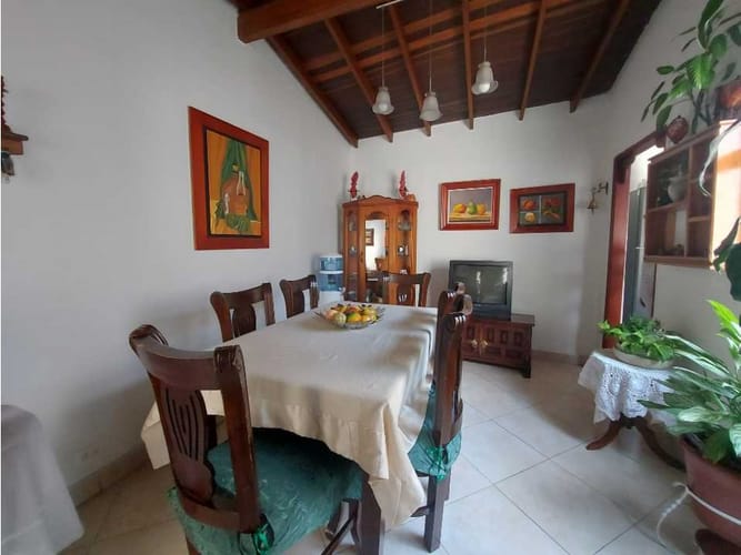 Apartamento de 4 alcobas en venta en El Velódromo, Medellín, 100 m² · foto 2 de 24