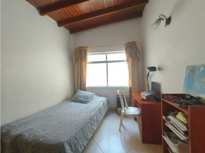 Apartamento de 4 alcobas en venta en El Velódromo, Medellín, 100 m² · foto 12 de 24