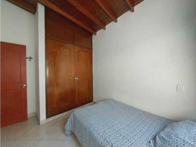 Apartamento de 4 alcobas en venta en El Velódromo, Medellín, 100 m² · foto 13 de 24