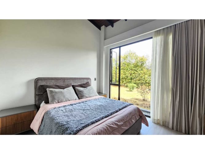 Casa de 5 alcobas en venta en Las Palmas, Envigado, 550 m² · foto 23 de 24
