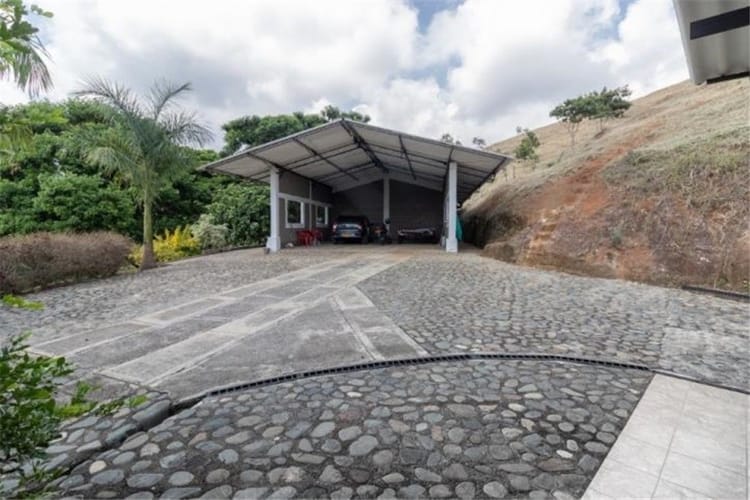 Casa de 3 alcobas en venta en La Buitrera, Cali, 500 m² · foto 21 de 23