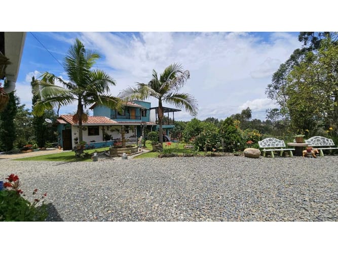 Finca en venta en Carrizales, Rionegro, 232 m² · foto 5 de 24