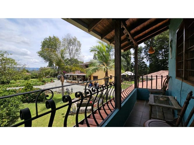 Finca en venta en Carrizales, Rionegro, 232 m² · foto 11 de 24