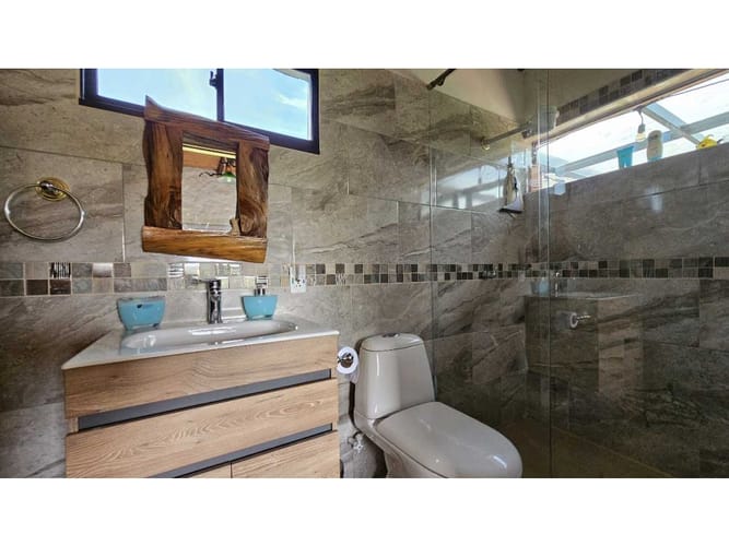 Finca en venta en Carrizales, Rionegro, 232 m² · foto 19 de 24