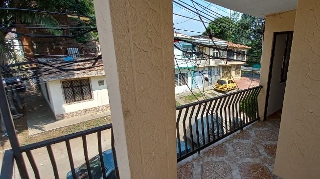 Apartamento de 2 alcobas en arriendo en Las Delicias, Cali, 70 m² · foto 2 de 8