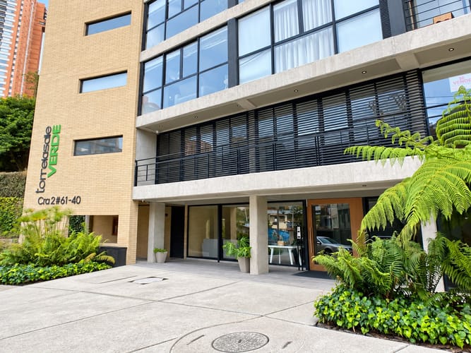 Apartamento de 1 alcoba en venta en Chapinero, Bogotá, 52 m² · foto 2 de 16