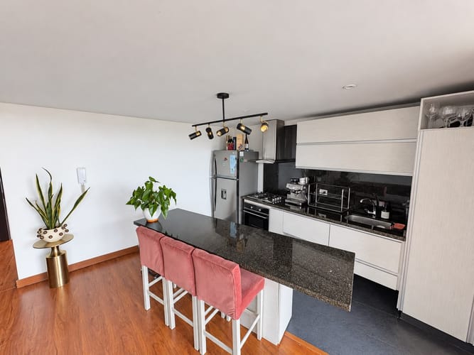 Apartamento de 1 alcoba en venta en Chapinero, Bogotá, 52 m² · foto 12 de 16