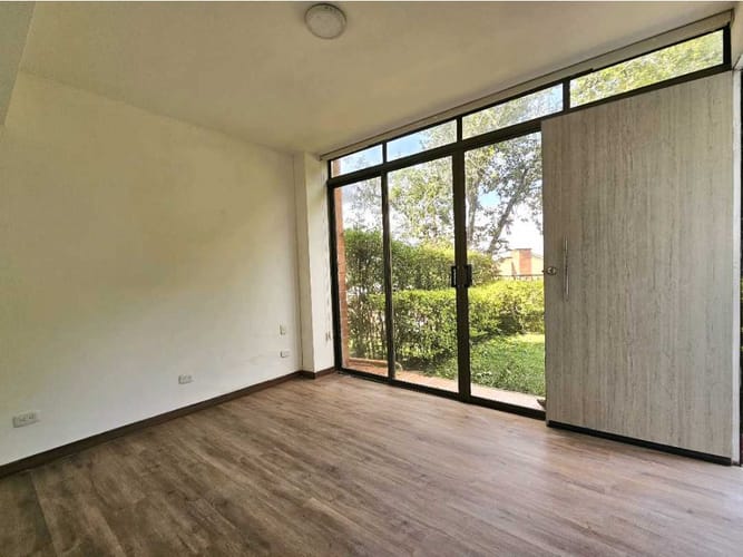 Casa de 5 alcobas en venta en Laureles, Medellín, 270 m² · foto 13 de 24