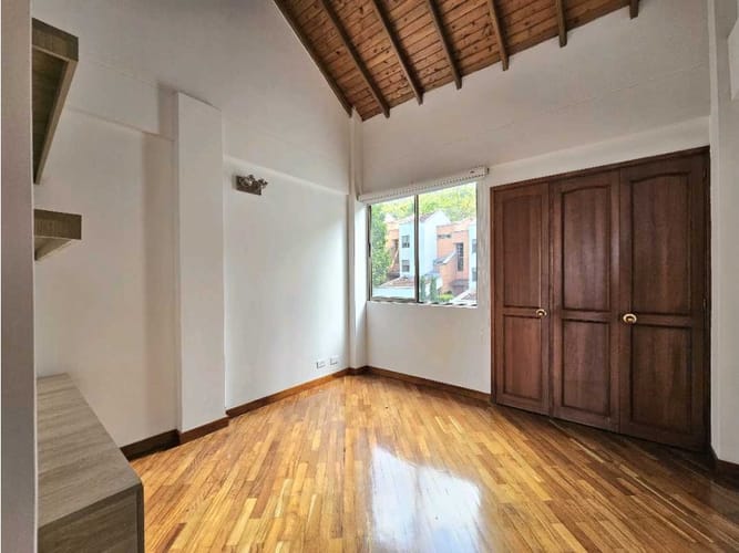Casa de 5 alcobas en venta en Laureles, Medellín, 270 m² · foto 20 de 24