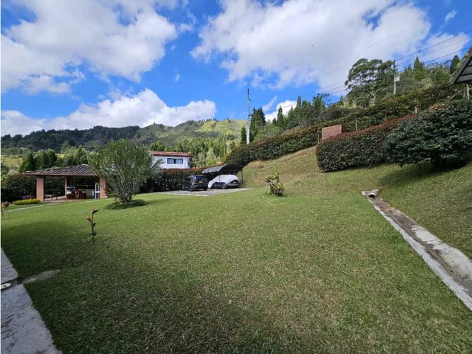 Finca en venta en Guarne, 180 m² · foto 5 de 24