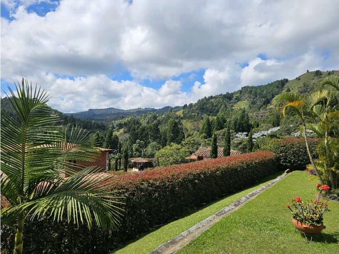 Finca en venta en Guarne, 180 m² · foto 10 de 24
