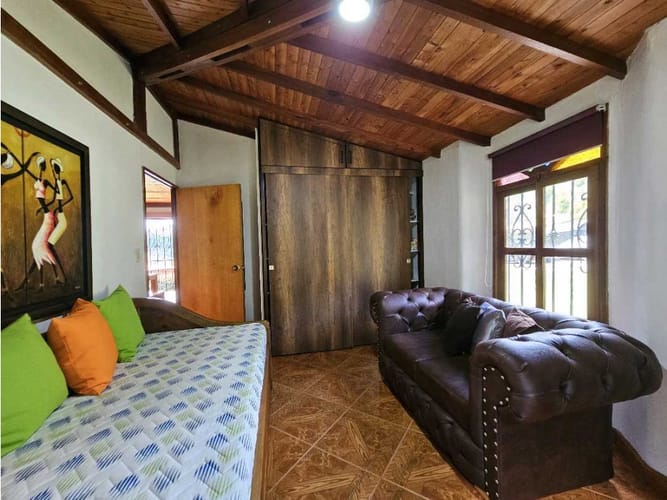 Finca en venta en Guarne, 180 m² · foto 19 de 24