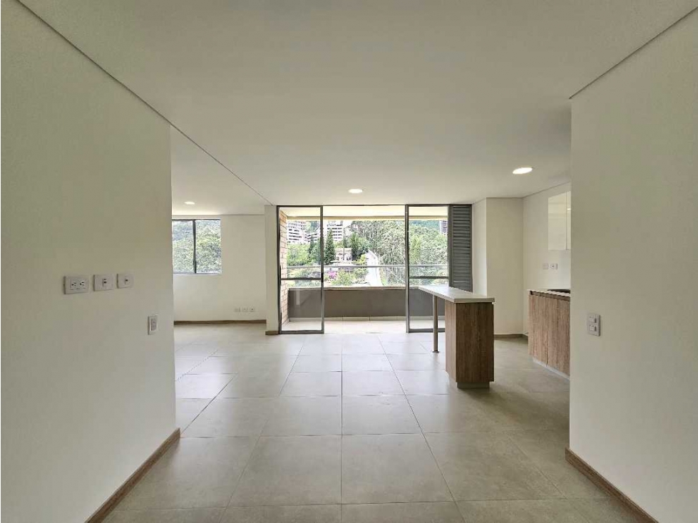 Apartamento en Venta en Loma de San Jose, Sabaneta
