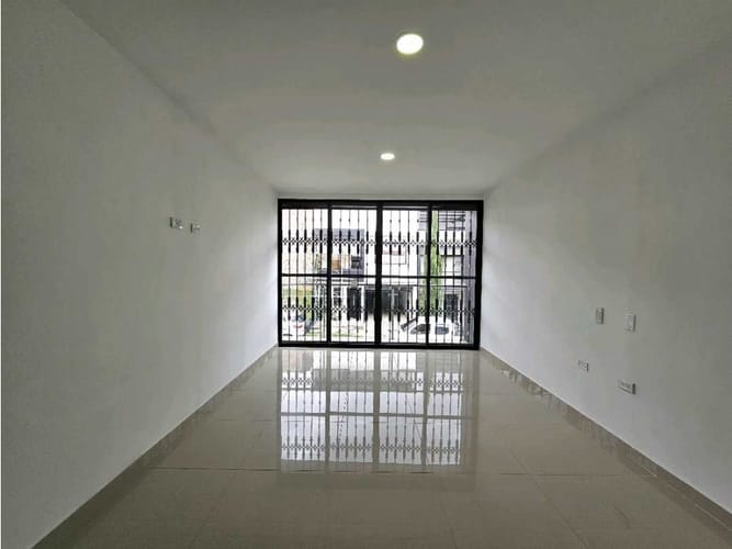 Casa de 3 alcobas en venta en El Porvenir, Rionegro, 173 m² · foto 15 de 24