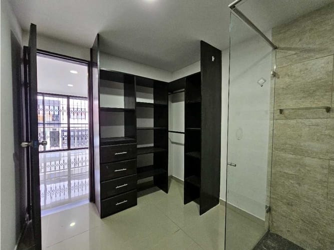 Casa de 3 alcobas en venta en El Porvenir, Rionegro, 173 m² · foto 17 de 24