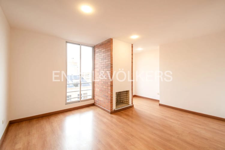 Apartamento en venta en Bella Suiza, Bogotá · foto 2 de 7