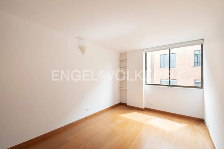 Apartamento de 4 alcobas en venta en Escuela De Infanteria, Bogotá, 188 m² · foto 16 de 19