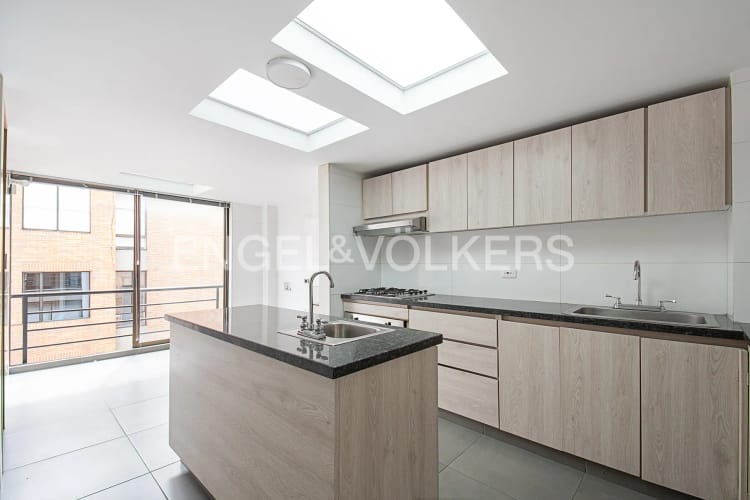 Apartamento de 4 alcobas en venta en Escuela De Infanteria, Bogotá, 188 m² · foto 9 de 19