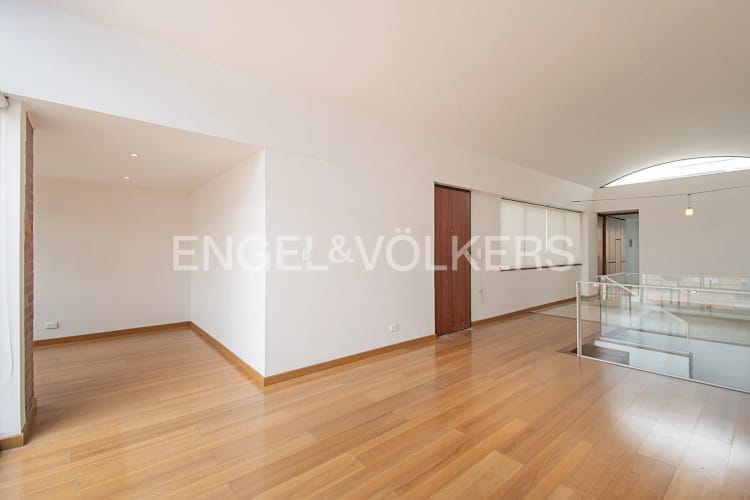 Apartamento de 4 alcobas en venta en Escuela De Infanteria, Bogotá, 188 m² · foto 5 de 19